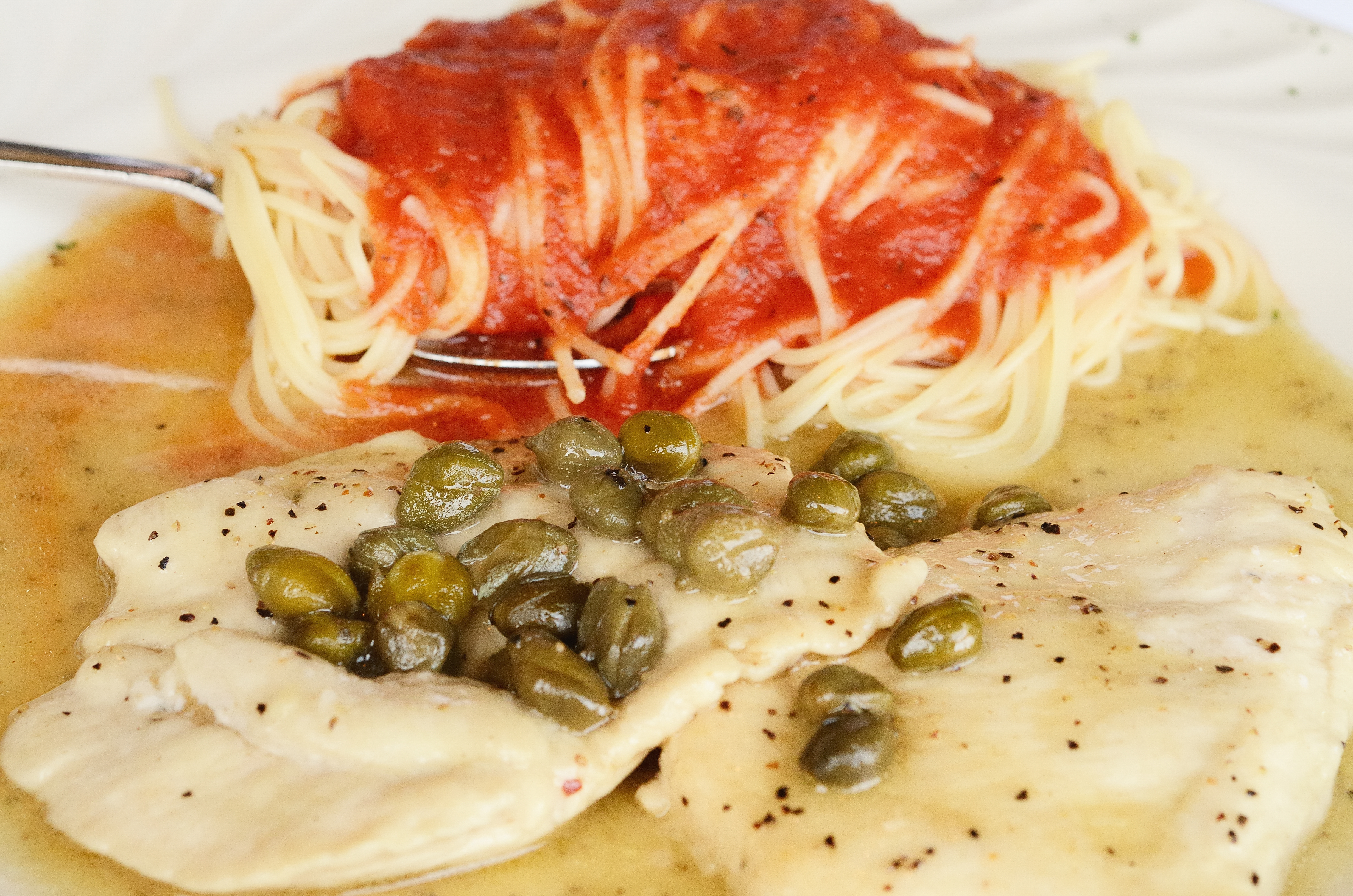 Lemony Chicken Piccata with Capers and Butter