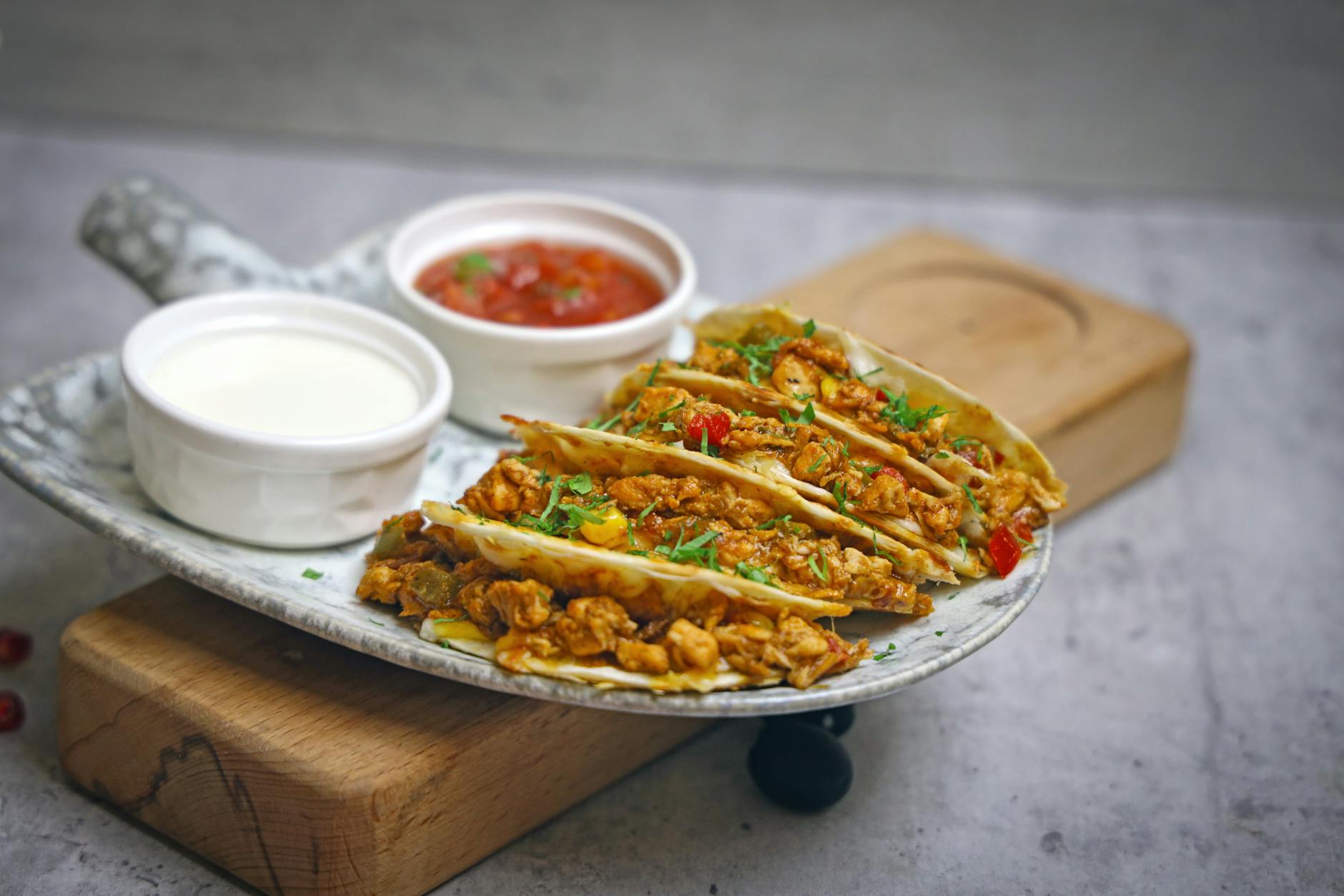 Smoky Chipotle Chicken Tinga Tacos