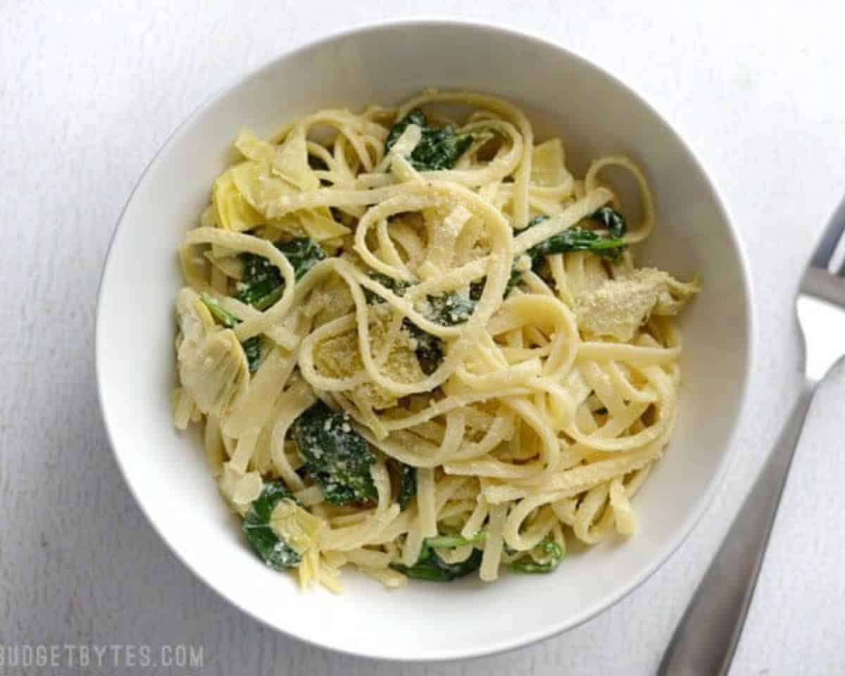 Creamy Spinach Artichoke Pasta with Parmesan